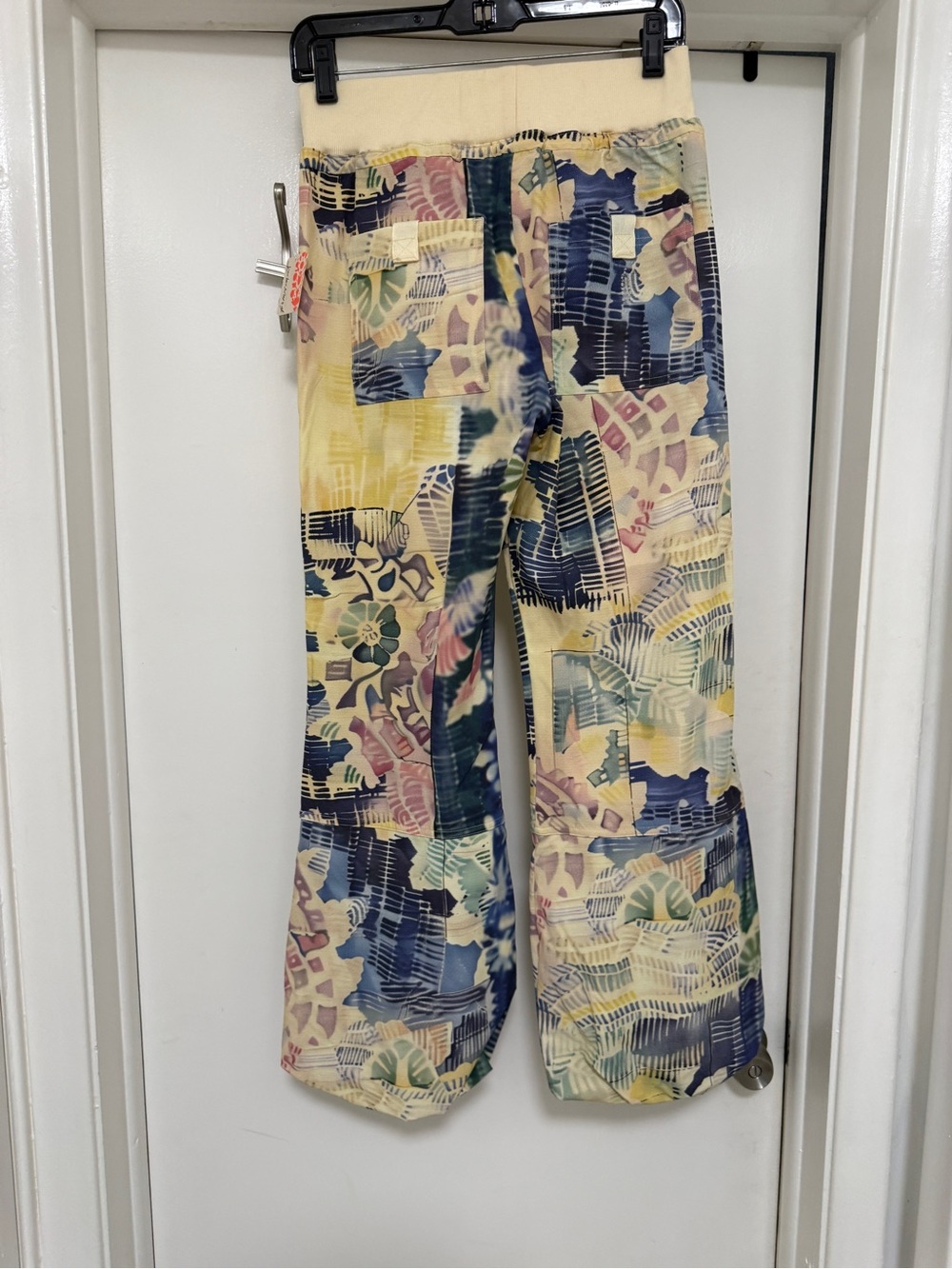 Free People Movement Cool Climber Printed Pants in the Bali Patchwork - Picture 5 of 7